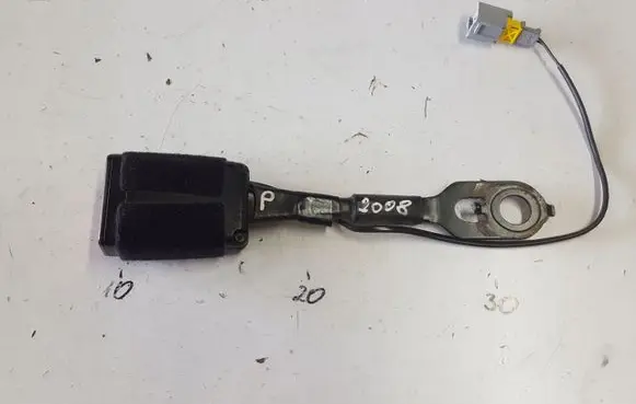 Peugeot 2008 I Front seatbelt buckle