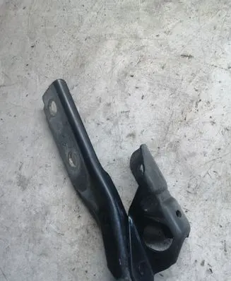 Audi A3 S3 A3 Sportback 8P Engine bonnet/hood hinges 8P0823301B