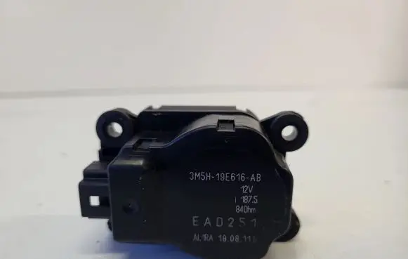 Ford C-MAX II A/C air flow flap actuator/motor 3M5H19E616AB