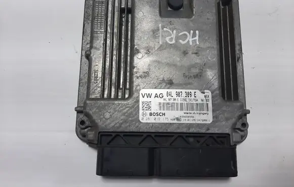 Volkswagen Golf VII Engine control unit/module 04L907309E