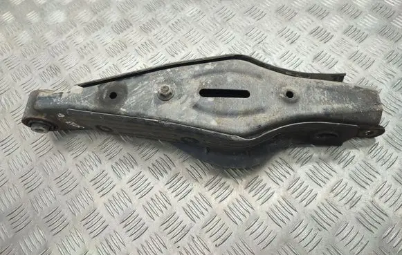 KIA Sorento Rear upper control arm/wishbone