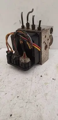 Nissan X-Trail T30 ABS Pump 47600AR005 2904E0161