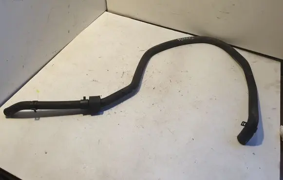 Volkswagen Touareg I Engine coolant pipe/hose