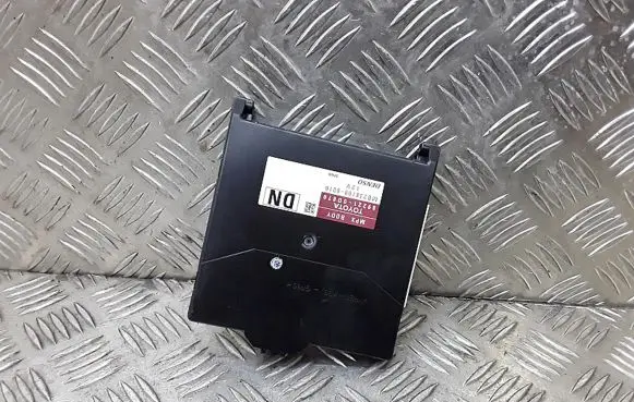 Toyota Yaris Engine control unit/module 892210D870