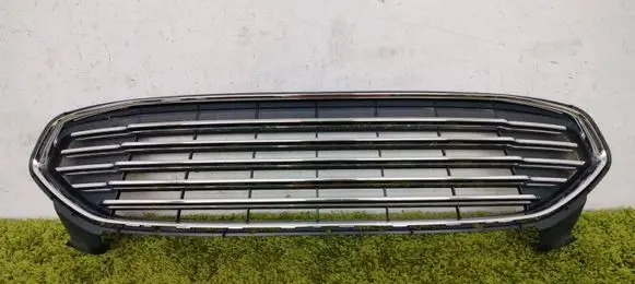 Ford Mondeo MK V Front grill DS738150J