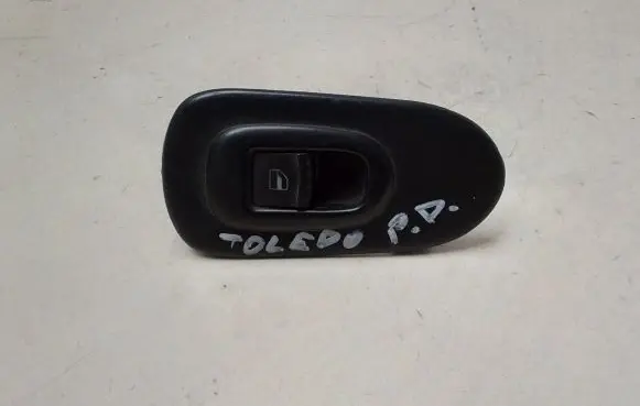 Seat Toledo II (1M) Electric window control switch 1M0867164