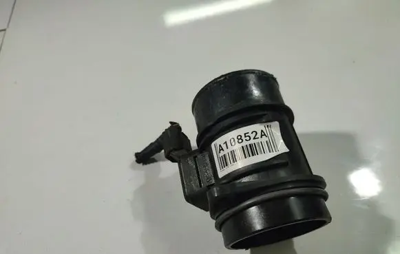 Peugeot 407 Mass air flow meter 5WK97007