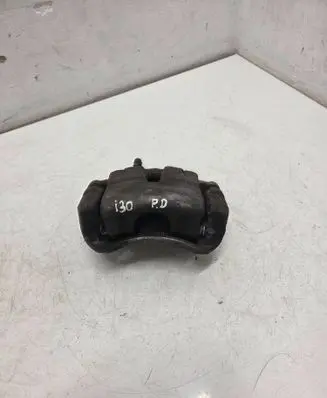 Hyundai i30 Front brake caliper 