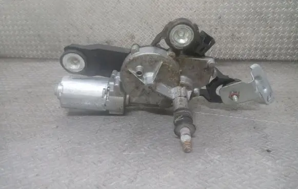 Mazda 3 I Rear window wiper motor 0390201588
