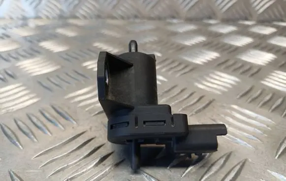 Citroen C5 Turbo solenoid valve 9688124580