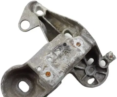 Audi A4 S4 B6 8E 8H Engine mounting bracket 8E0199352F