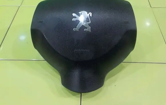 Peugeot 4007 Steering wheel airbag 7030A140YA