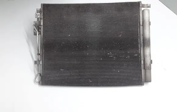 KIA Sorento A/C cooling radiator (condenser) 976062P100