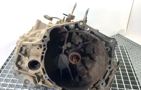 Toyota Yaris Manual 5 speed gearbox 