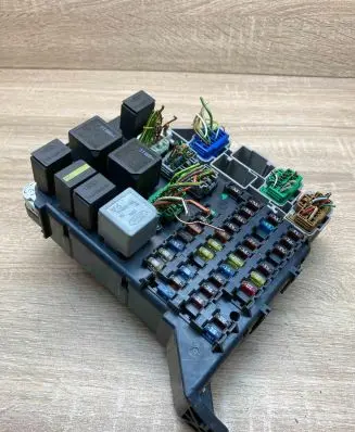 Ford Mondeo Mk III Fuse box set 1S7T14A073AE