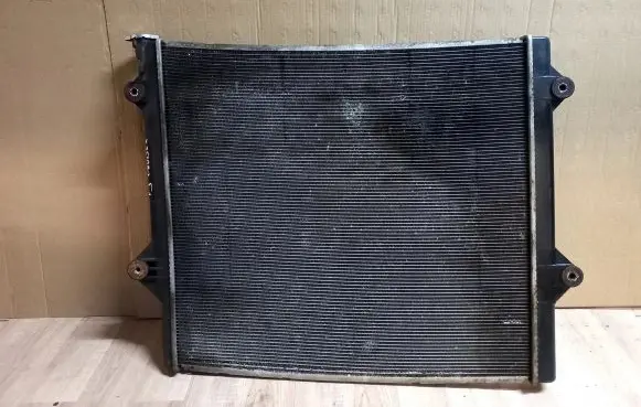 Toyota FJ cruiser Coolant radiator