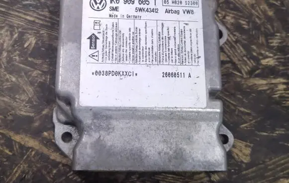 Seat Altea Airbag control unit/module 1K0909605T
