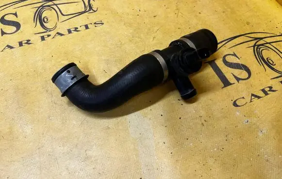 Porsche Panamera (970) Engine coolant pipe/hose 97010623205
