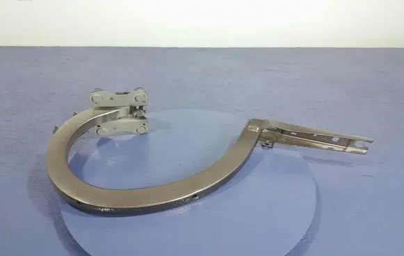 BMW 7 G11 G12 Tailgate/trunk/boot hinge 7357116