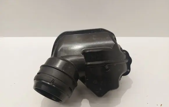 Volkswagen Tiguan Allspace Intake resonator 05E129654R