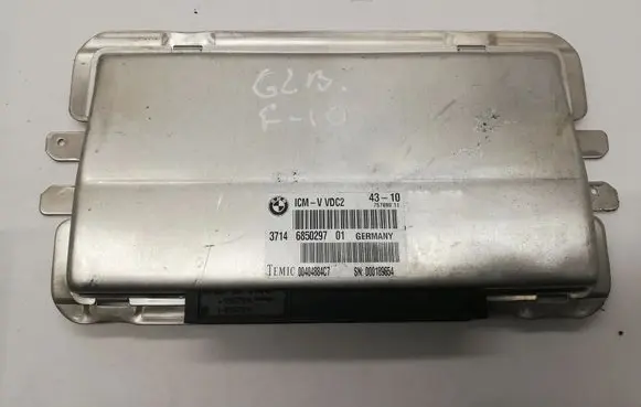 BMW 5 F10 F11 Air suspension control unit module (rear) 6850297