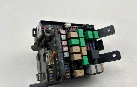 KIA Sportage Fuse box set 919502S010