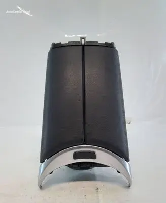 Mercedes-Benz C W205 Armrest 1271313C