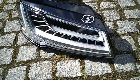 Audi A8 S8 D4 4H Headlight/headlamp 