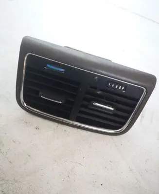 Audi Q5 SQ5 Rear air vent grill 8K0819203