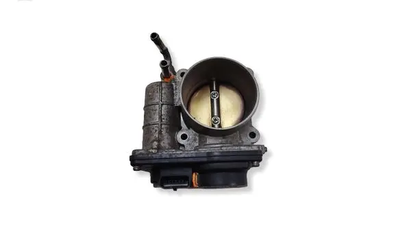Nissan Qashqai Throttle valve 