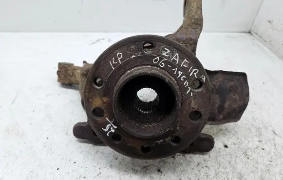Opel Zafira B Front wheel hub