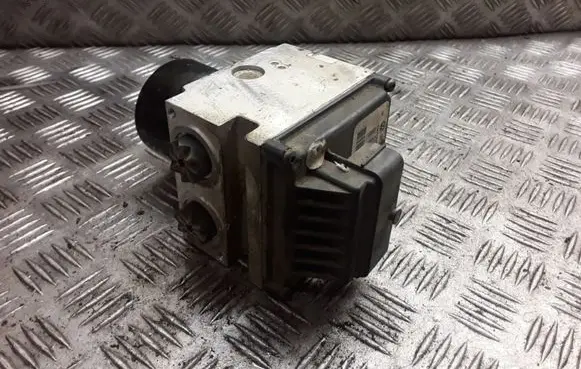 Volkswagen PASSAT B6 ABS Pump 3C0614095P 16027201 16027001A