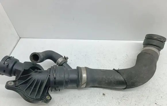 BMW 7 E65 E66 Engine coolant pipe/hose 7789724 17127789724 10305924