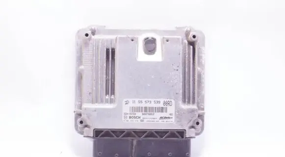 Opel Insignia A Engine control unit/module 55573539 55573550 0281015774
