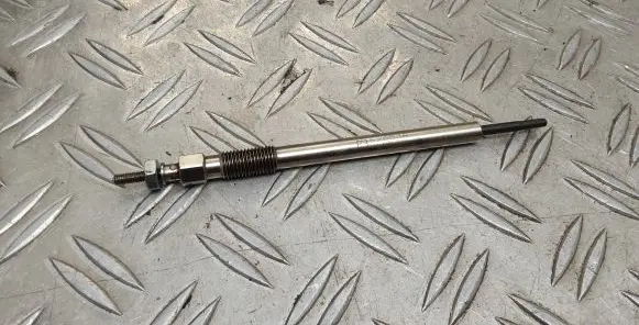 Toyota RAV 4 (XA30) Glow plug 526538