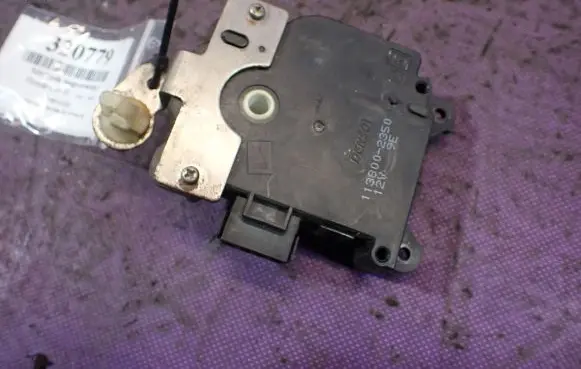 Honda CR-V A/C air flow flap actuator/motor 113800-2350