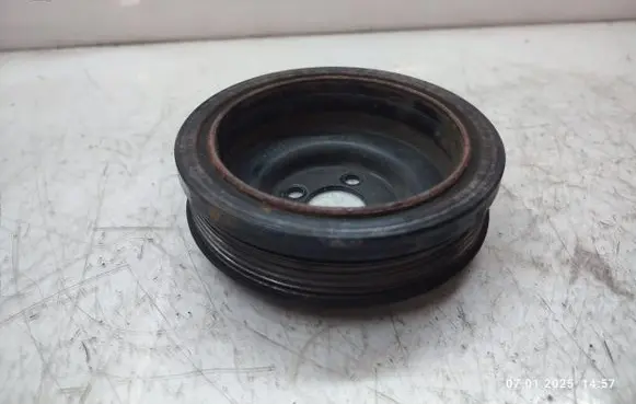Volkswagen Golf VI Crankshaft pulley