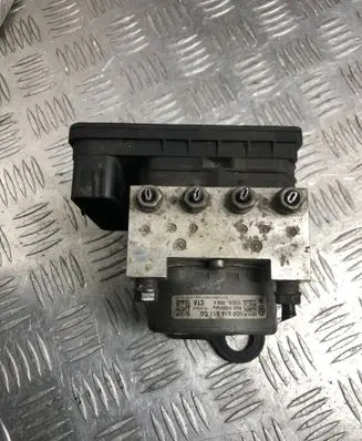 Volkswagen PASSAT B8 ABS Pump 5Q0614517CG 10091643263 10022009984
