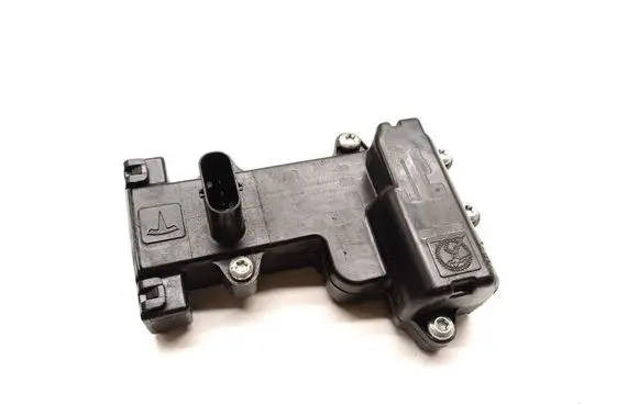 Tesla Model X Door control unit/module 1045354-00-B