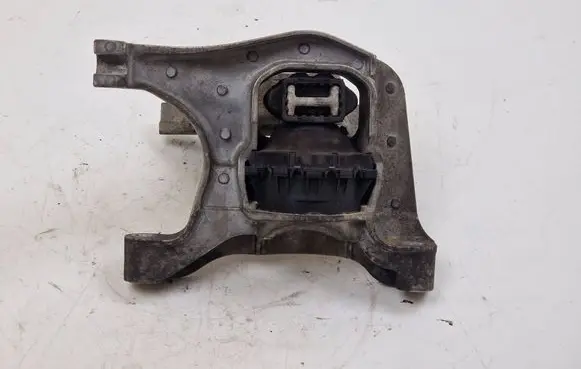 Peugeot 308 Engine mount bracket 9800895680