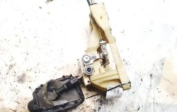 KIA Cerato Gear shifter/selector 437942f400