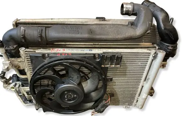Opel Zafira B Radiator set 55353825