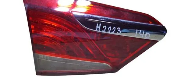Hyundai i40 Tailgate rear/tail lights 924033Z001