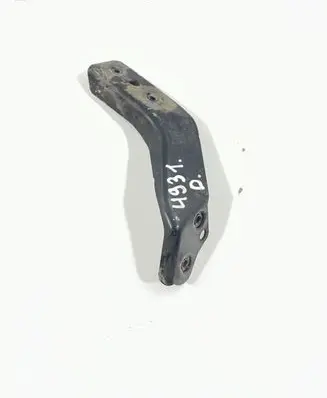 Mercedes-Benz C W204 Headlight/headlamp mounting bracket A2046200285
