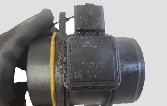 Jaguar XF X250 Mass air flow meter 4R8Q12B579AC