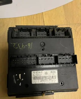 Volkswagen Transporter - Caravelle T5 Comfort/convenience module 7H0937049S 28032868