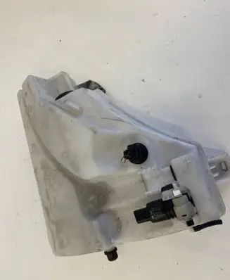Porsche Cayenne (9Y0 9Y3) Windshield washer fluid reservoir/tank 7P0955453 1K6955651