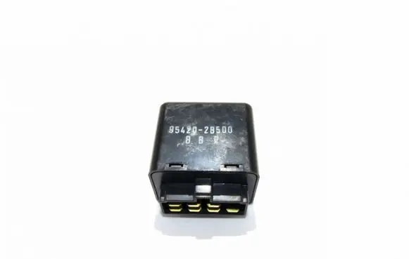 Hyundai Santa Fe Window wiper relay 954202B500