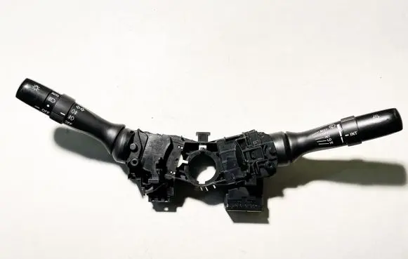 Lexus IS 220D-250-350 Wiper turn signal indicator stalk/switch 173832 42110 17F154