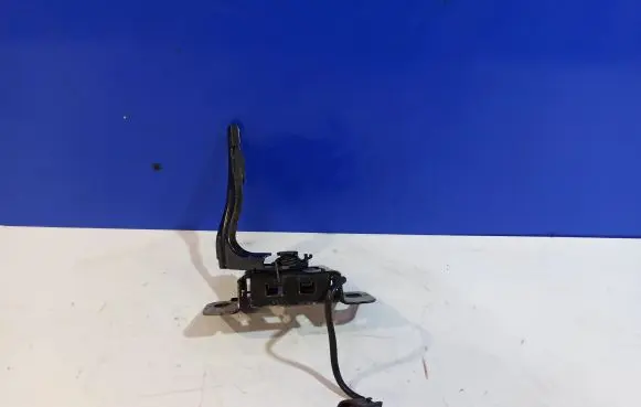 Saab 9-5 Engine bonnet/hood lock/latch loop/hook 12847427